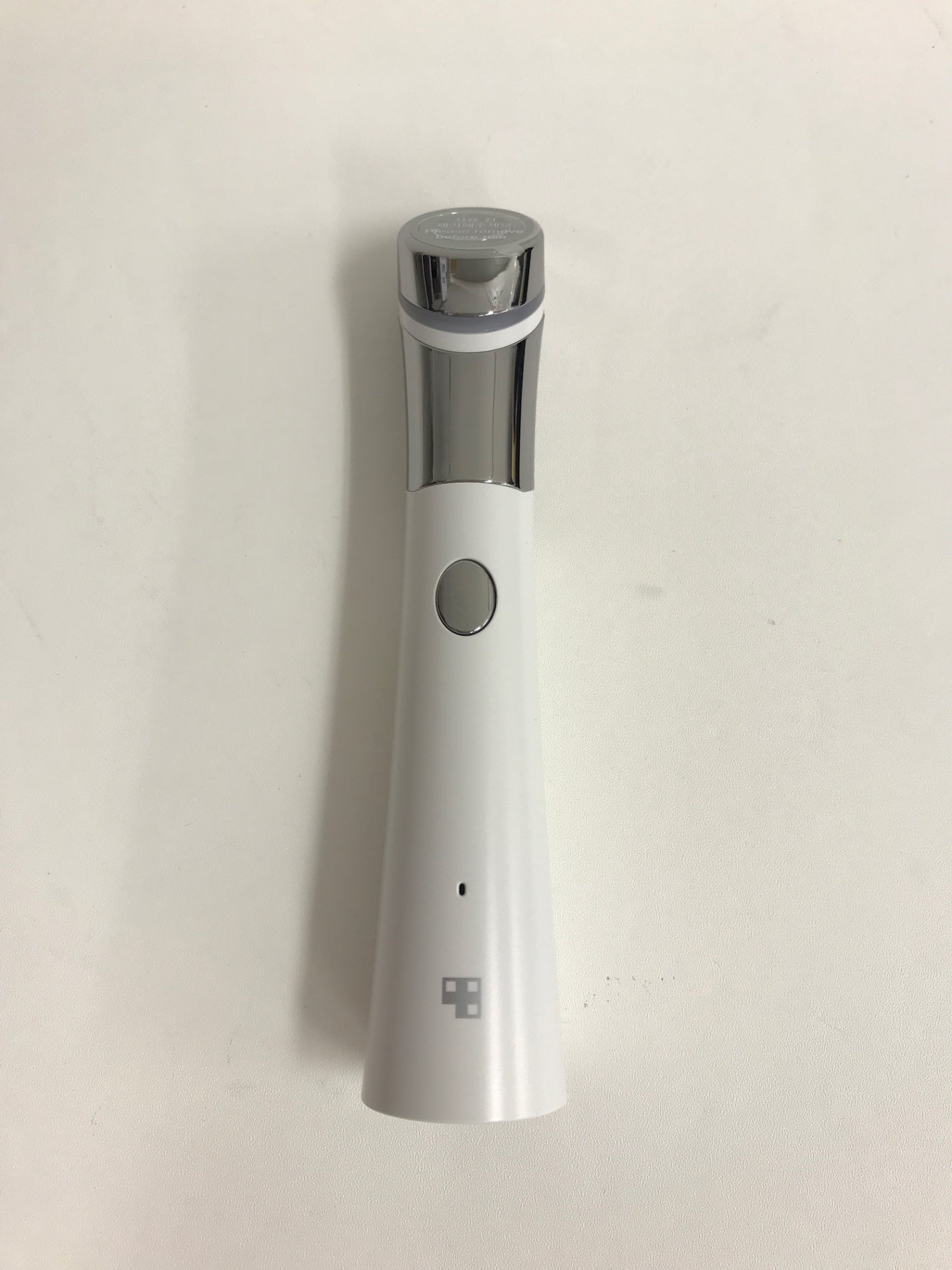 C947 medicube メディキューブ 家庭用美容器 ME-ASHT-01 ダーマエアショット AGE-R