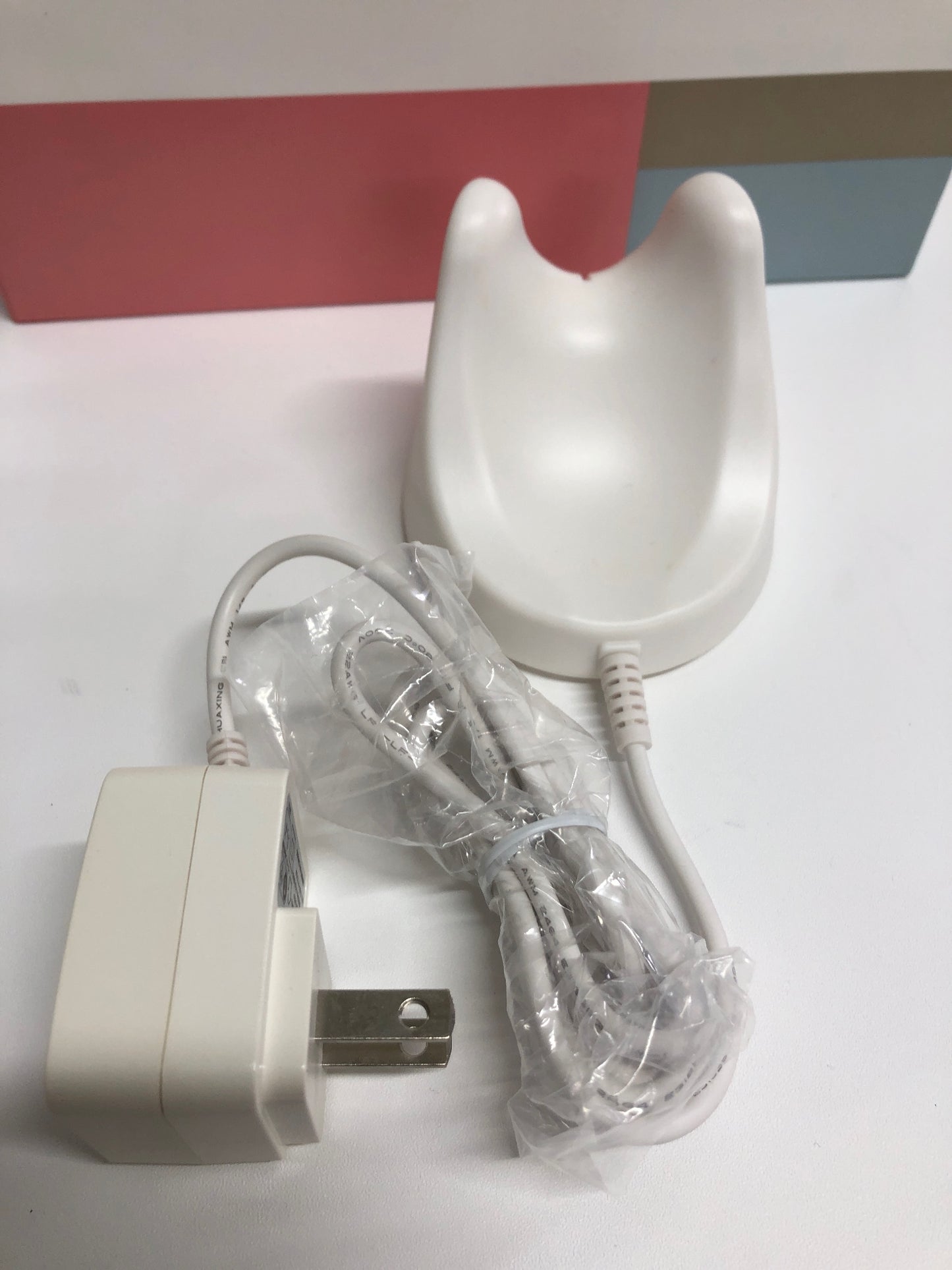 C697 D YA-MAN(ヤーマン) 電動頭皮ブラシ mysé(ミーゼ) ヘッドスパリフト ゴールド マッサージ スカルプケア 頭皮 フェイス MS-30N