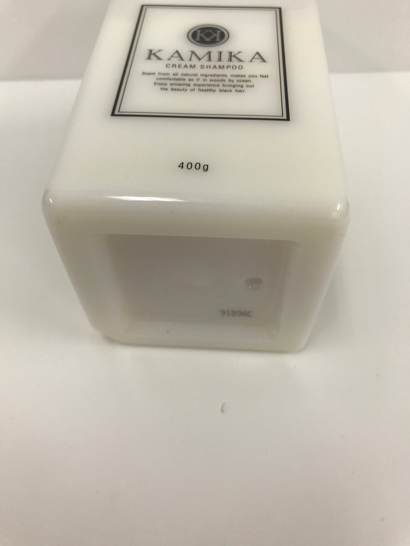 C748 ★KAMIKA カミカ オールインワンクリームシャンプー 頭皮ケア・ダメージケア 400g C