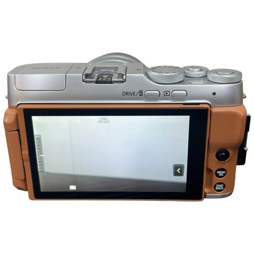 CK17 D フジフイルム X-A7 レンズキットキャメル