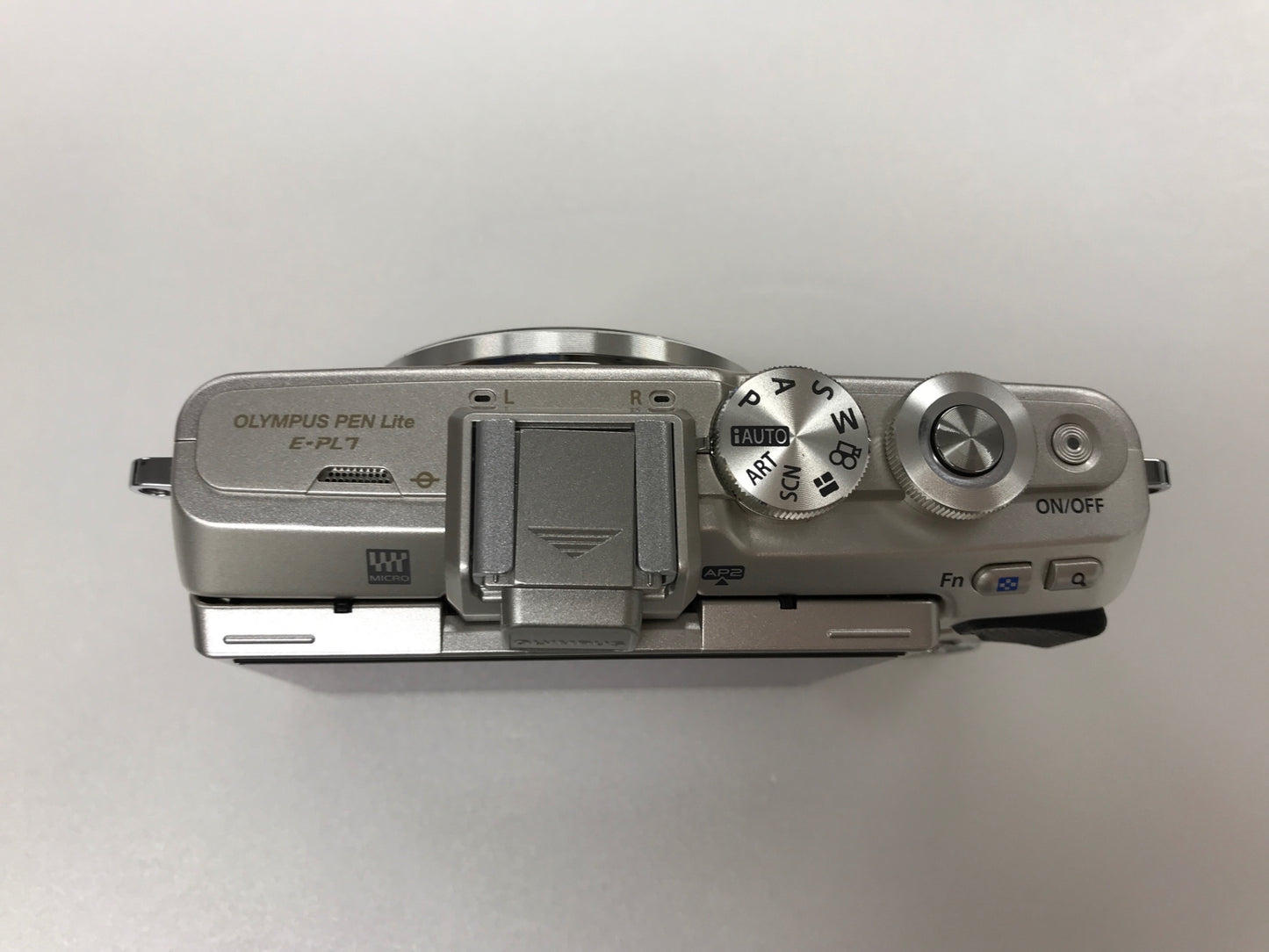 C622 D オリンパス OLYMPUS PEN E-PL7 EZ DZKIT SLV V205072SE001 EZダブルズームキット シルバー ミラーレス一眼