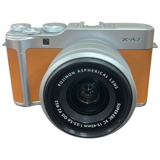 CK17 D フジフイルム X-A7 レンズキットキャメル