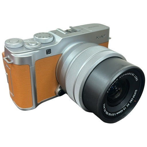 CK17 D フジフイルム X-A7 レンズキットキャメル