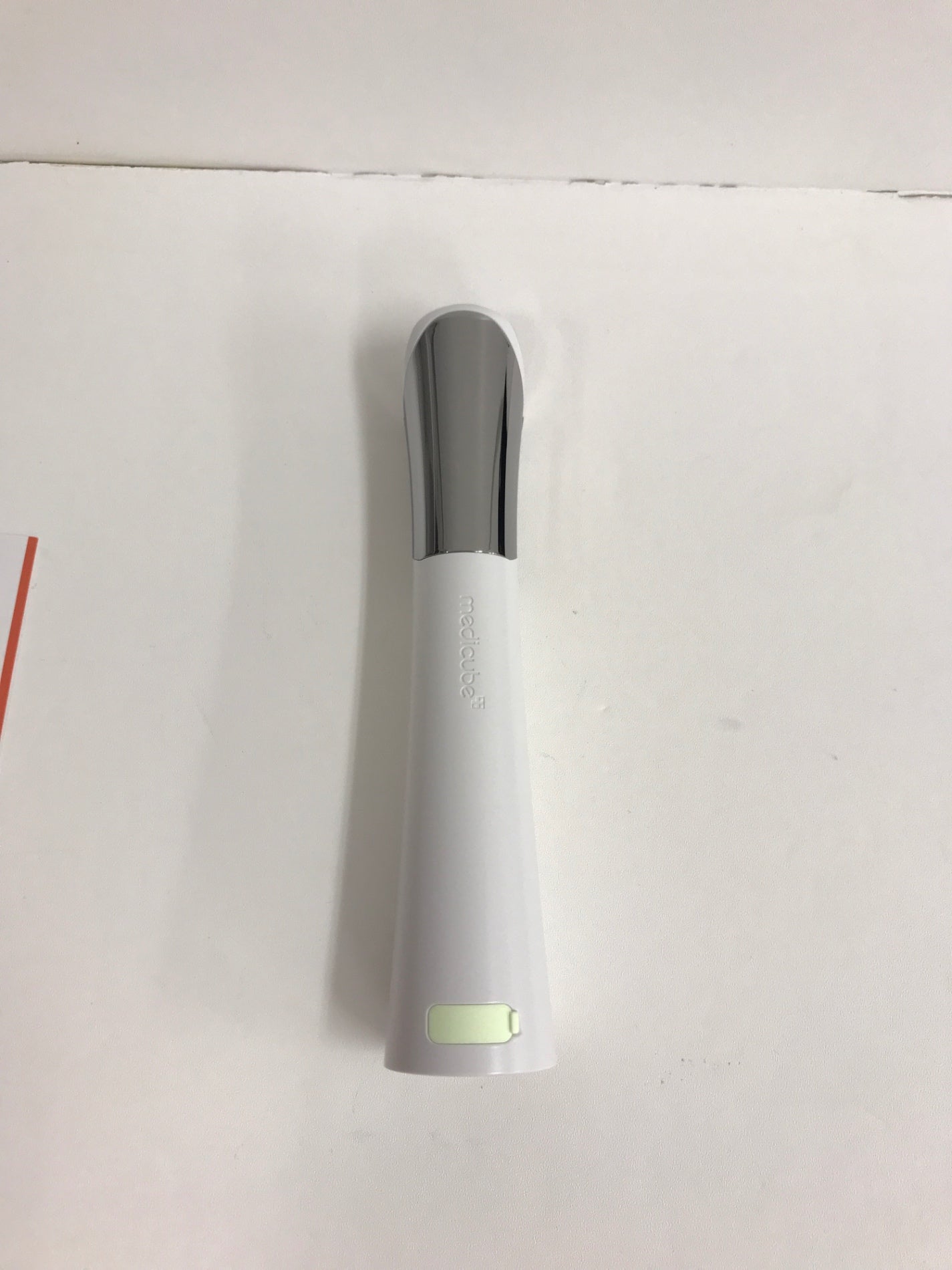 C947 medicube メディキューブ 家庭用美容器 ME-ASHT-01 ダーマエアショット AGE-R