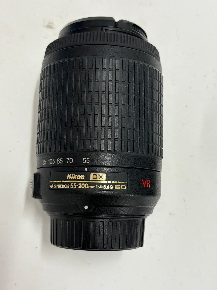 C95M Nikon AF-S NIKKOR 55-200mm F4-5.6G