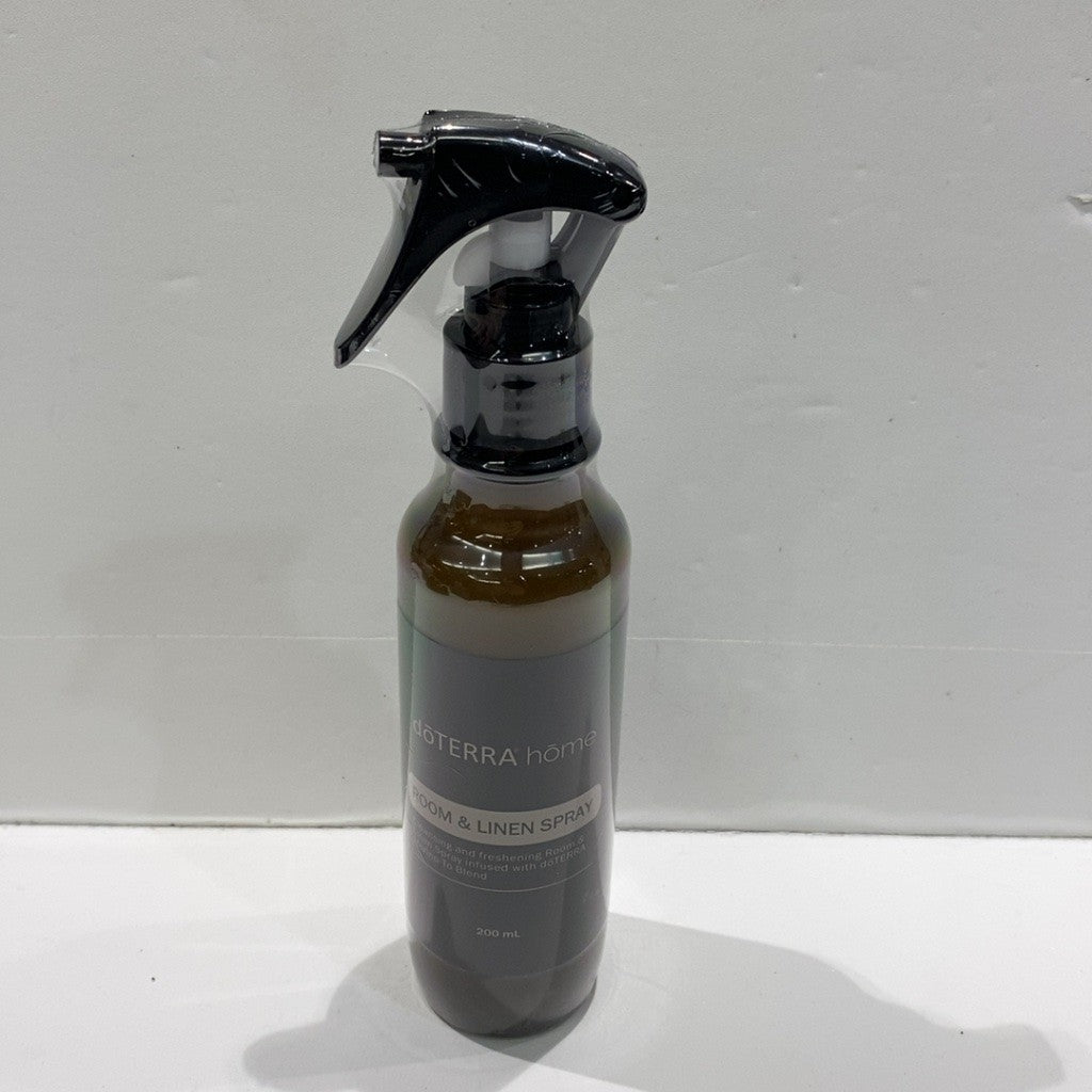 C9X6 D doTERRA ドテラ 森の音 ルーム＆リネンスプレー 200ml 【60226690】