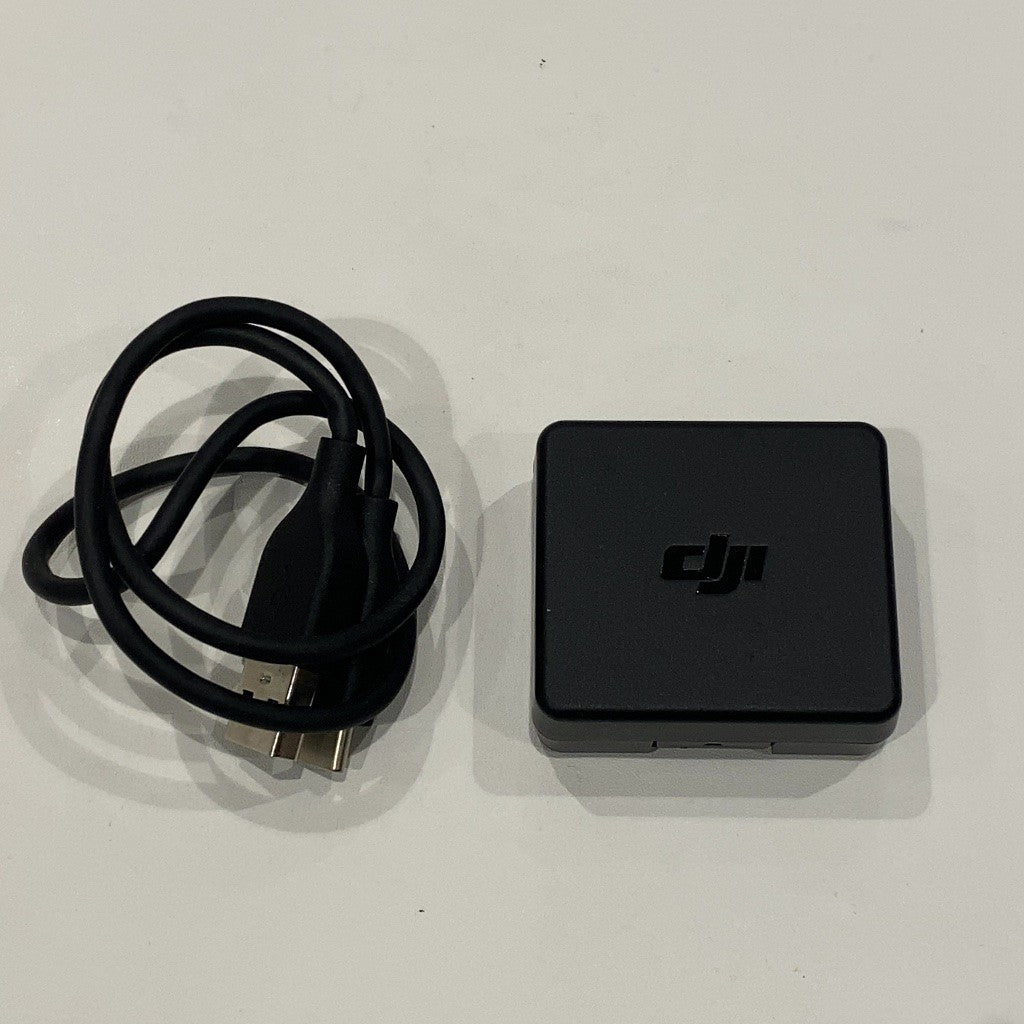 C9N6 D DJI OSMO Action RH アクションカメラ 4K OSMACT 初代