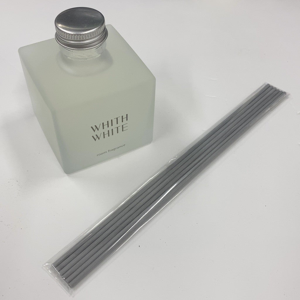 C94V D WHITH WHITE ルームフレグランス サボン 200ml JAN:X001216PPF