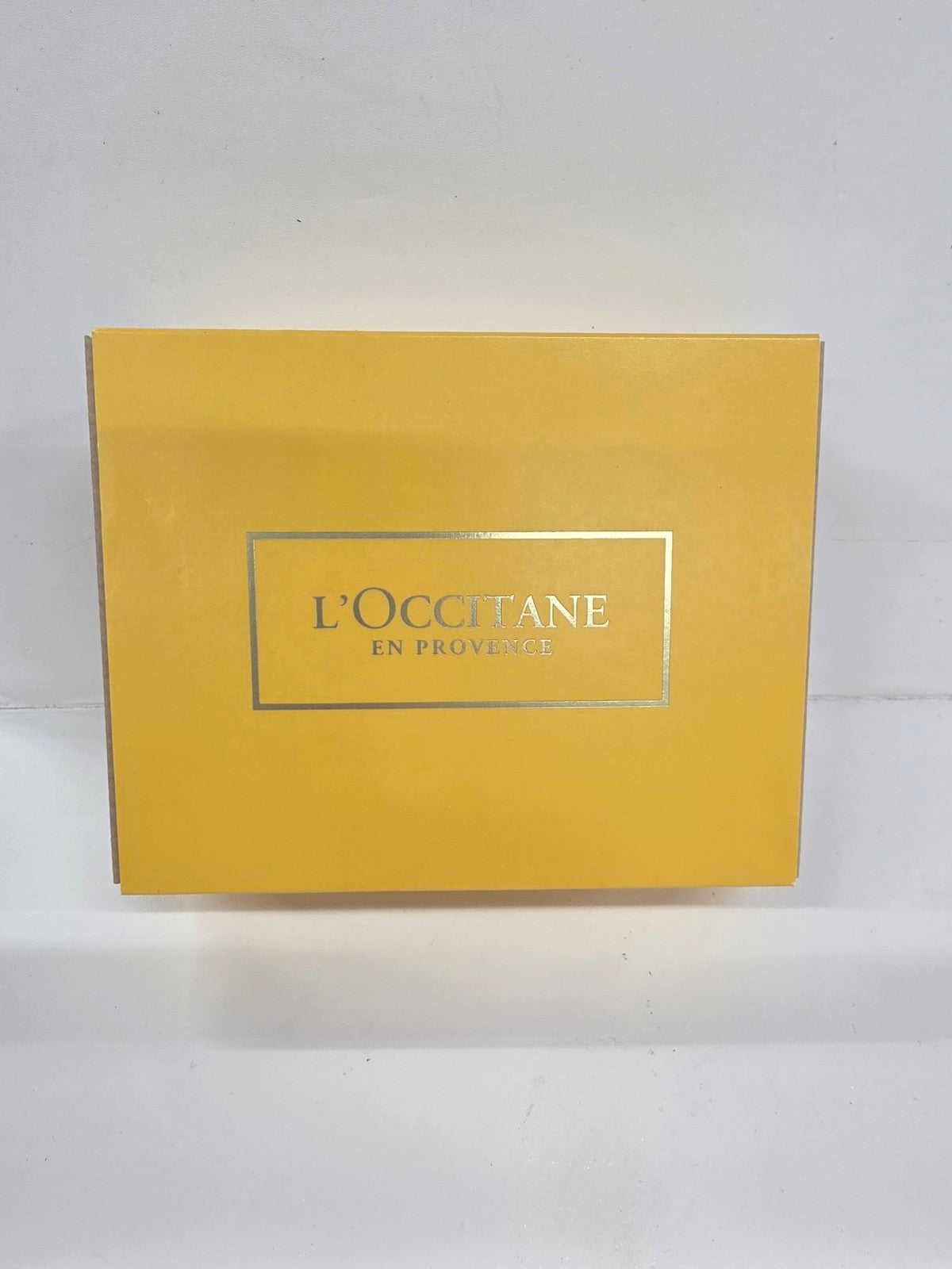 CU28 L‘OCCITANE ロクシタン ハンドクリーム2点、 タオル1点 ギフトセット