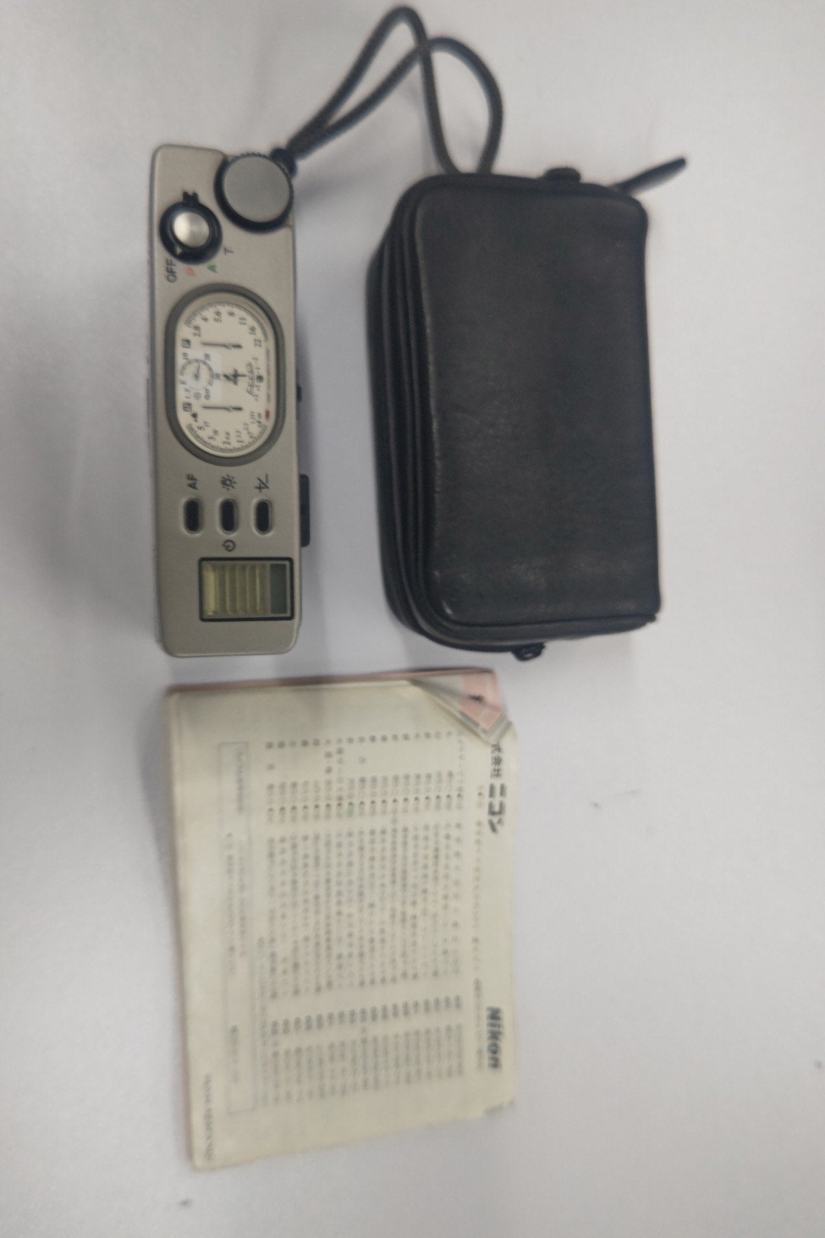 CK80 nikon ニコン 35Ti フィルムカメラ　チタン外装 高級コンパクトフィルムカメラ