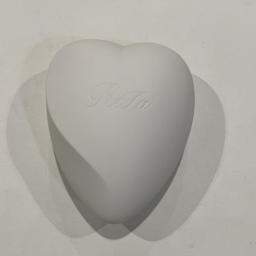 C9Z1 D リファハートブラシ/ReFa HEART BRUSH (マットホワイト)