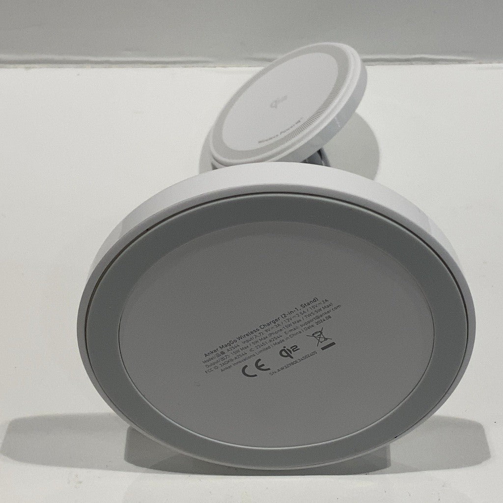 C9R4 D Anker MagGo Wireless Charger