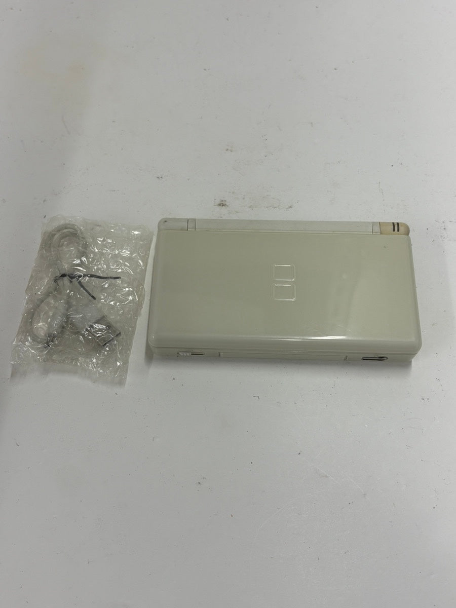C95H 任天堂ds lite クリスタルホワイト