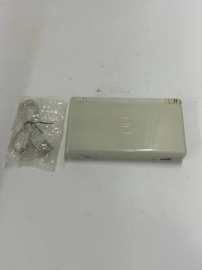 C95H 任天堂ds lite クリスタルホワイト