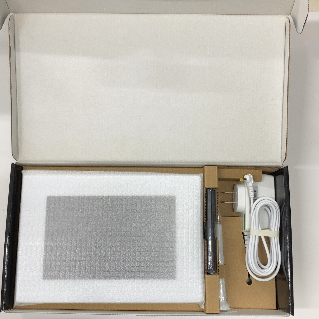 C61U D ソニー SONY デジタルフォトフレーム S-Frame HD800 8.0型 内蔵メモリー2GB ホワイト DPF-HD800/W