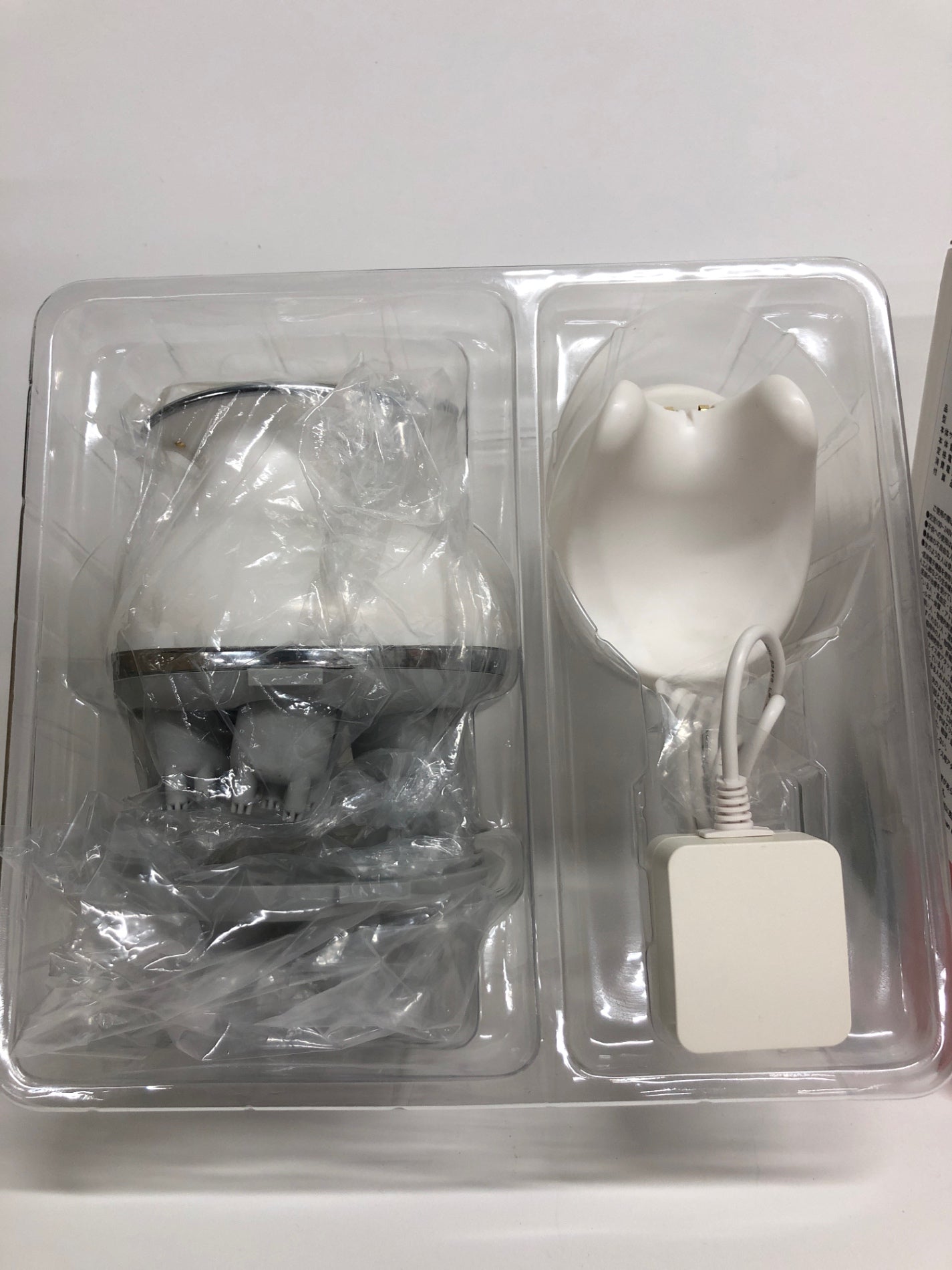 C697 D YA-MAN(ヤーマン) 電動頭皮ブラシ mysé(ミーゼ) ヘッドスパリフト ゴールド マッサージ スカルプケア 頭皮 フェイス MS-30N