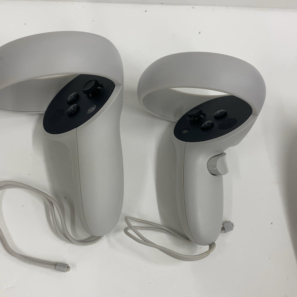 C93W D Oculus Quest 2—完全ワイヤレスのオールインワンVRヘッドセット—64GB