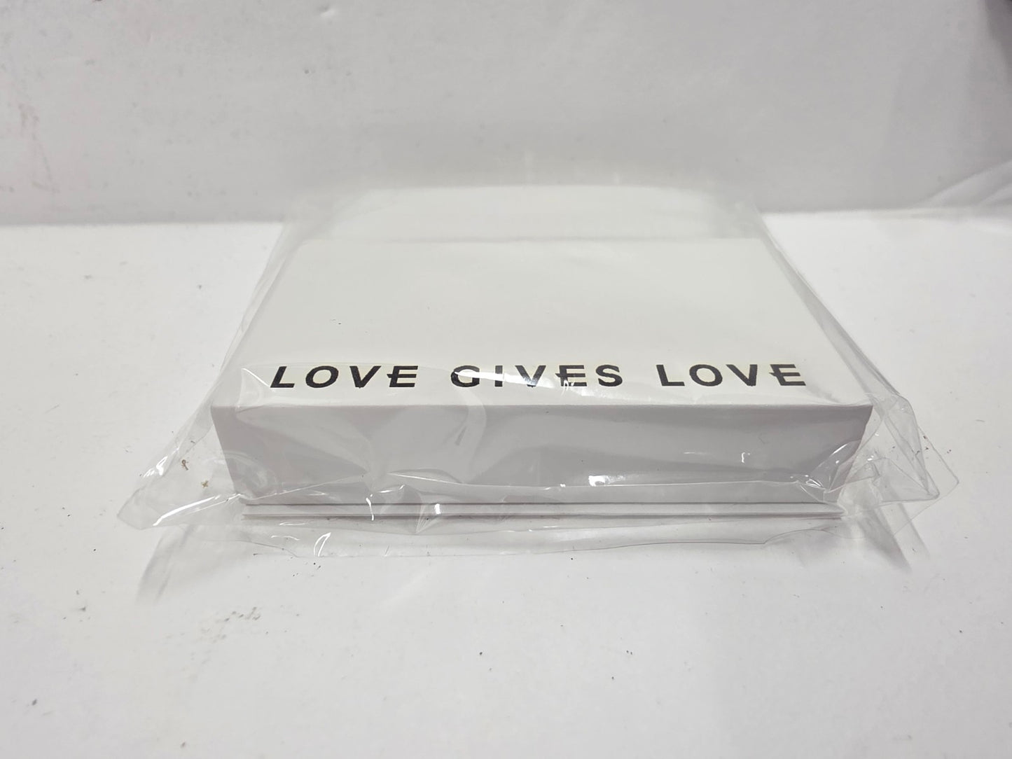 CU14 K LOVE GIVES LOVE Vegan brush ヴィーガンブラシ