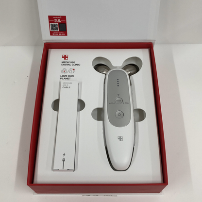 C673 D medicube メディキューブ AGE-R DEVICE  ME-AGE-R-01 ダーマEMSショット 家庭用美容器【X】