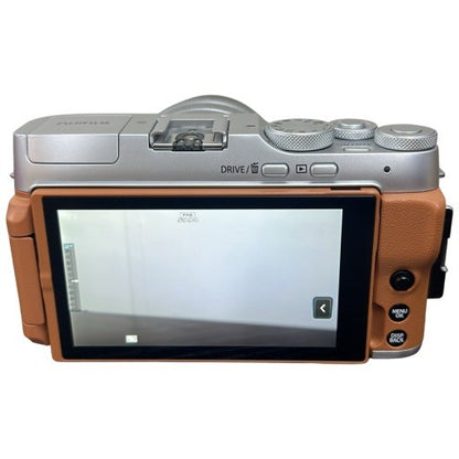 CK17 D フジフイルム X-A7 レンズキットキャメル