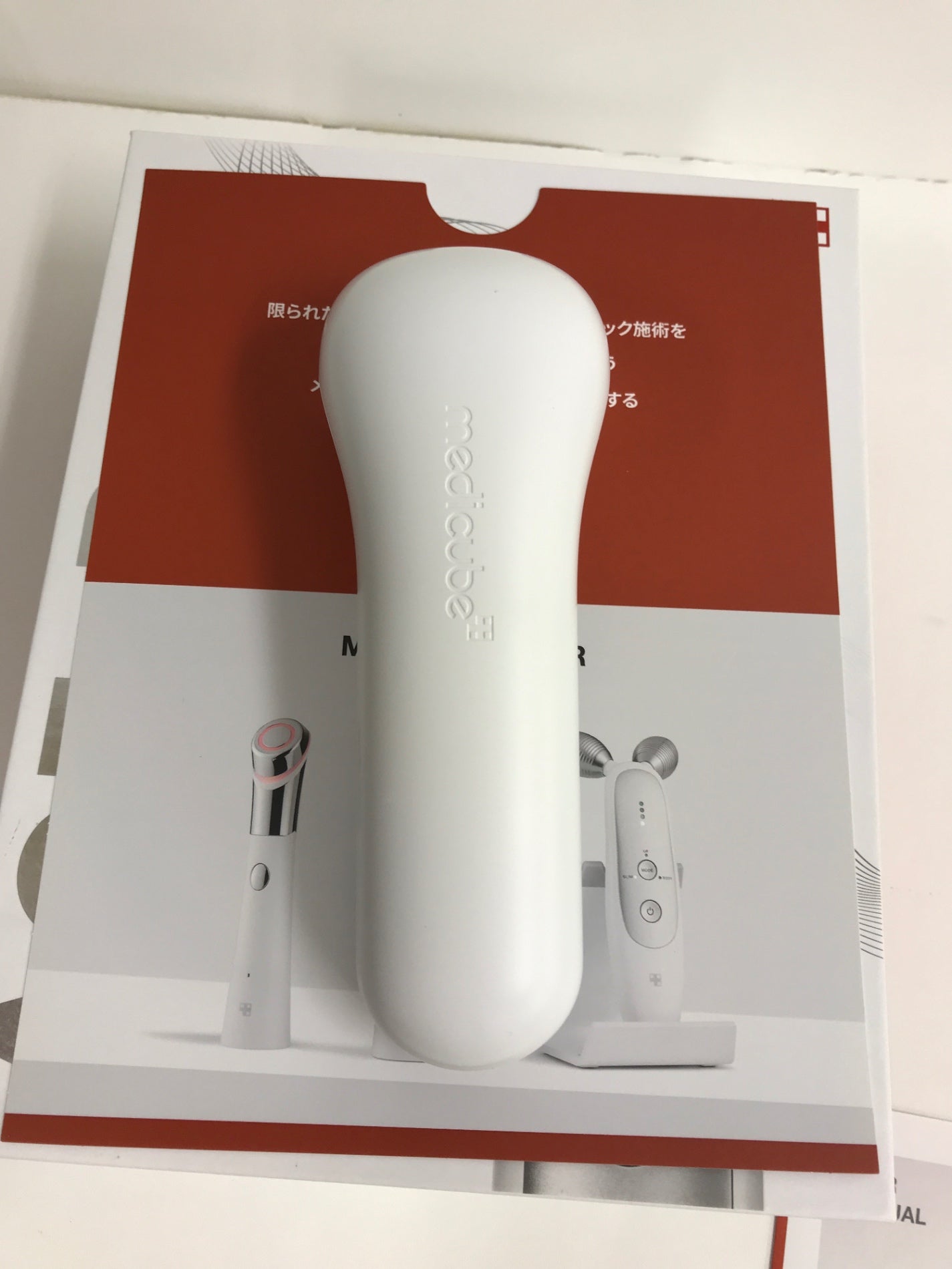 medicube メディキューブ AGE-R ユーセラディープショット ME-USSERA-01 家庭用美容器