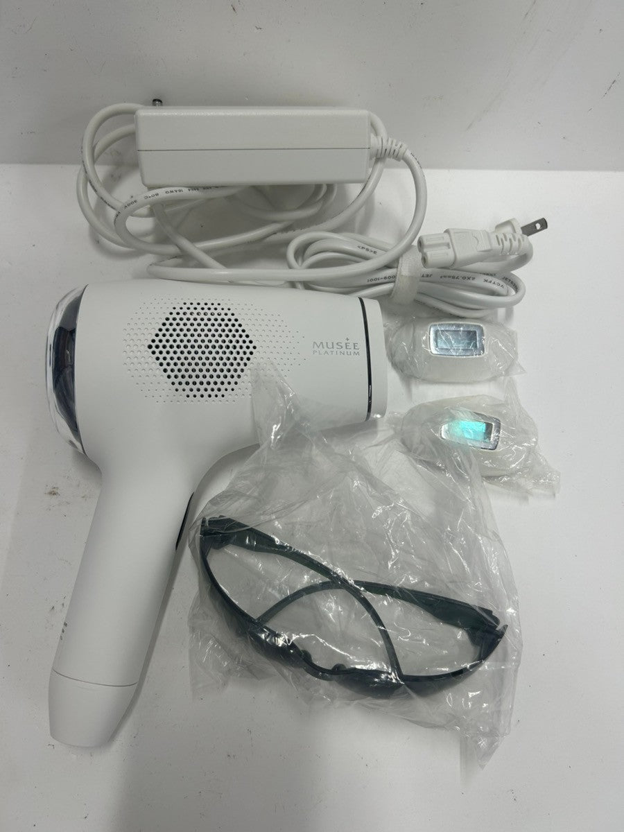 C94P ■MUSEE ミュゼプラチナム エピフォト スキンケアプロ 家庭用光美容器 BE903M