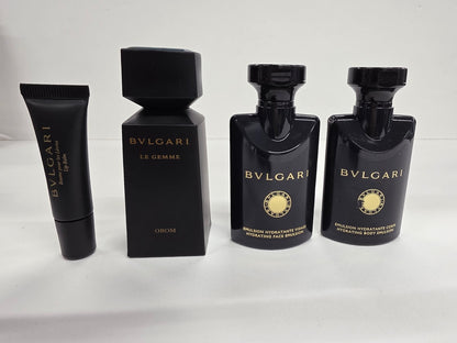 CU29 Emirates エミレーツ航空 ファーストクラス  女性用アメニティセット  (BVLGARI コラボ)