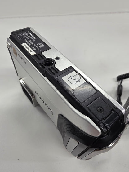 CU30 LUMIX　DMC-FT5