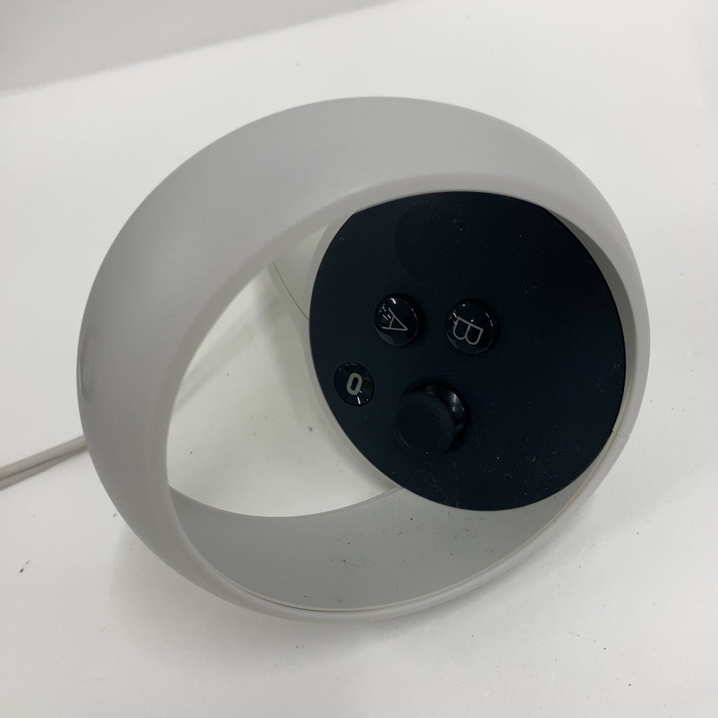 C93W D Oculus Quest 2—完全ワイヤレスのオールインワンVRヘッドセット—64GB