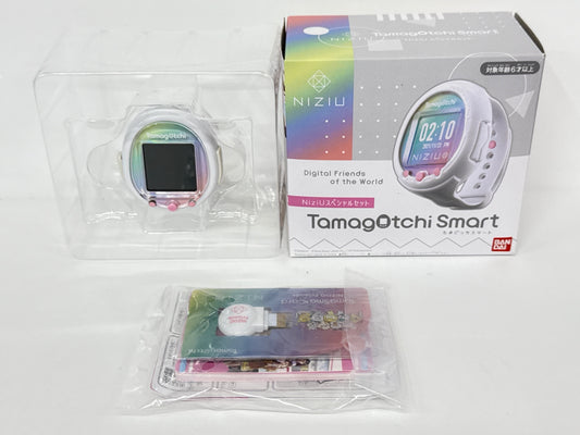 BANDAI バンダイ Tamagotchi Smart たまごっちスマート NiziUスペシャルセット