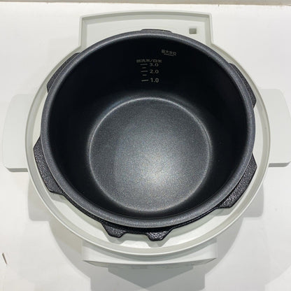 C9X7 D IRIS OHYAMA アイリスオーヤマ 電気圧力なべ PC-MA2 ホワイト