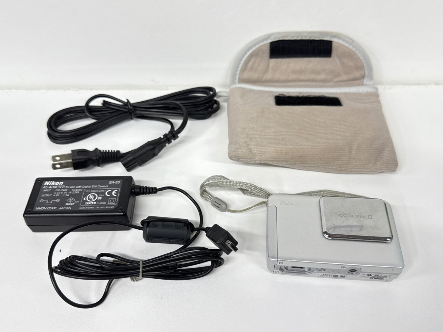 C999 Nikon ニコン COOLPIX S2 オールドコンデジ コンパクトデジタルカメラ 500万画素